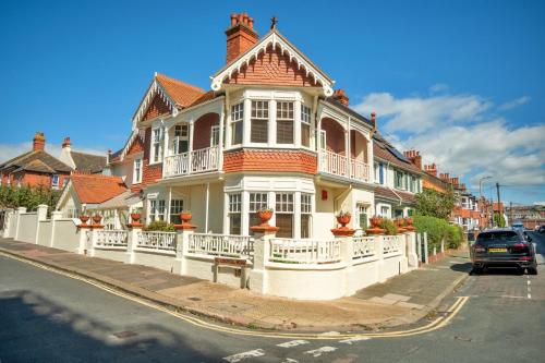 Finest Retreats - Pittodrie Guest House - Room 1