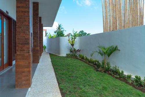 The Jangkar Canggu Guesthouse Room Type - Superior Room with Garden View The Jangkar Canggu Guesthouse Room Type - Superior Room with Garden View