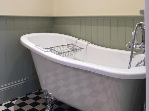 Einrichtungen, The Old Dispensary in Kinsale