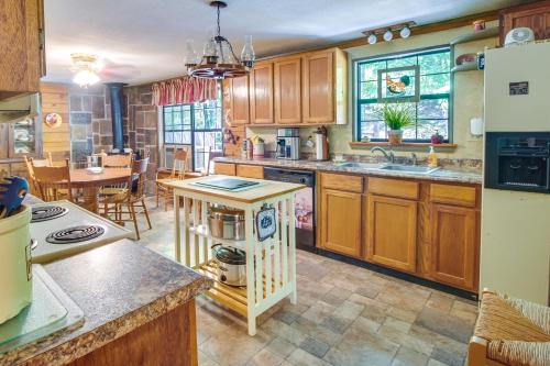 Pet-Friendly Elkins Vacation Rental w/ Decks! in Hazel Valley (AK)