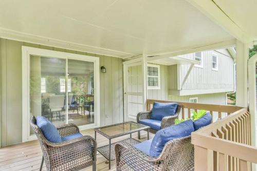 3BR/2B home w/ spacious lot with private backyard in Smyrna