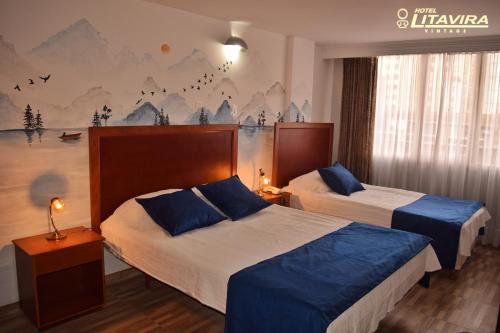 1 double bed, 1 twin bed