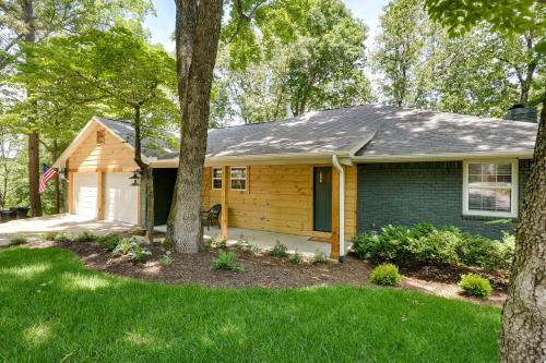 Spacious Home on Beaver Lake with Deck and Fire Pit! in Fayetteville