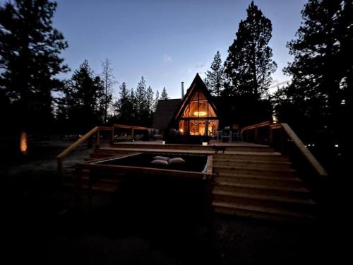 Majestic A-Frame on 5 acres!