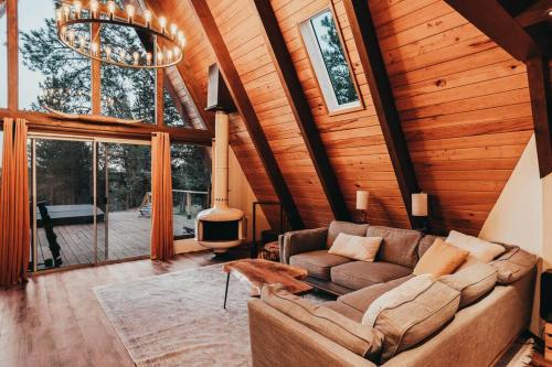 Majestic A-Frame on 5 acres!