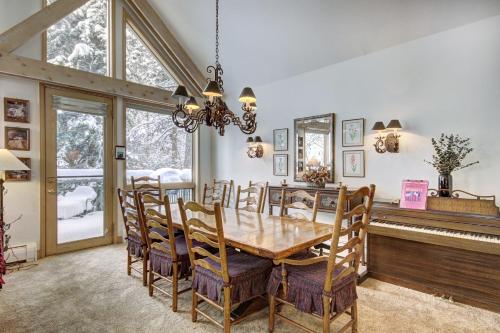 The Pines TH17 in Beaver Creek, USA