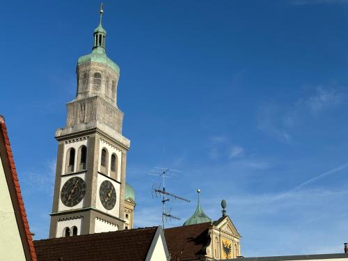 TRULY - Direkt am Rathausplatz, Dachterrasse mit Blick auf Perlachturm, Garage, Fahrstuhl, Augusta (Augsburg) (foto 6)