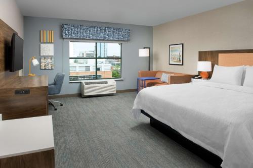 Hampton Inn By Hilton Baltimore-Downtown-Convention Center