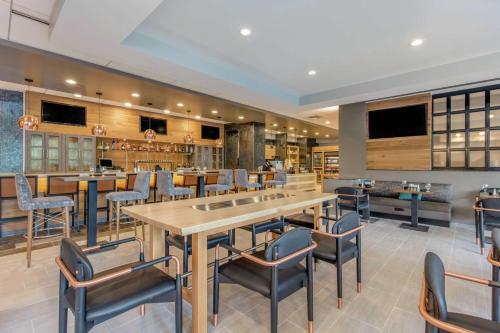 DoubleTree Birmingham Perimeter Park - image 3