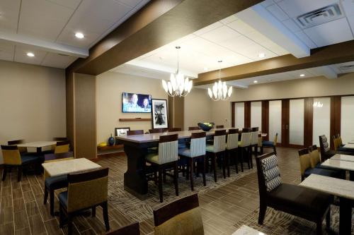 Hampton Inn Green Bay Downtown