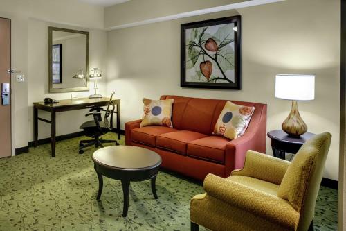 Hilton Garden Inn Pittsburgh/Cranberry - image 12