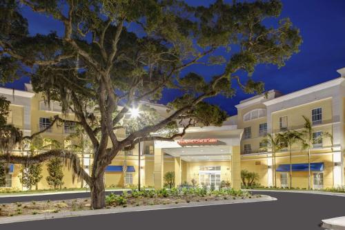 Hampton Inn By Hilton And Suites Vero Beach-Downtown