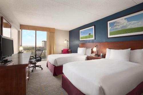 DoubleTree by Hilton DFW Airport North - image 12