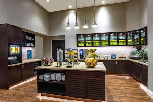 Homewood Suites Midtown Manhattan Times Square South, Нью-Йорк (фото 11)