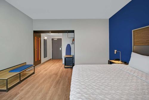 Tru By Hilton Troy Detroit Mi - main image