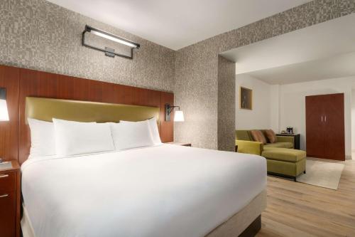 DoubleTree by Hilton New York Downtown, Нью-Йорк (фото 10)