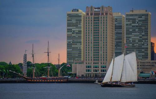 Hilton Philadelphia at Penns Landing