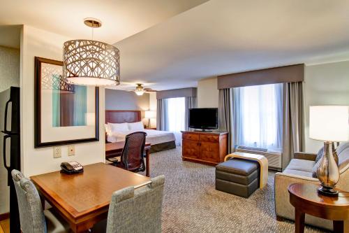 Homewood Suites by Hilton Bentonville-Rogers