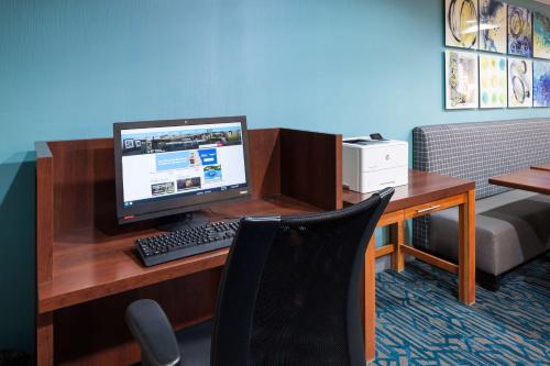 Hampton Inn Kansas City Liberty - image 12
