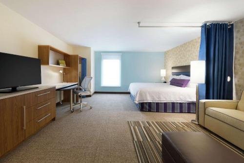 Home2 Suites by Hilton Milwaukee Airport