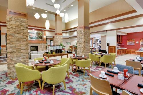 Hilton Garden Inn Milwaukee Airport