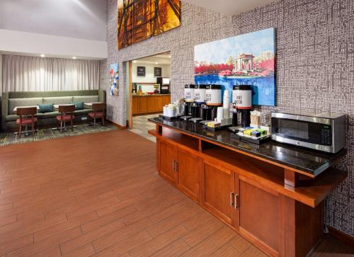 Hampton Inn By Hilton & Suites St. Louis At Forest Park, Mo