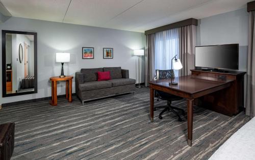 King Studio Suite - Non-Smoking image 3