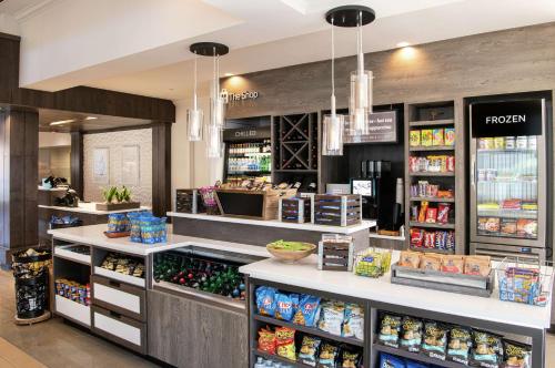 Hilton Garden Inn BWI Airport Hilton Garden Inn BWI Airport