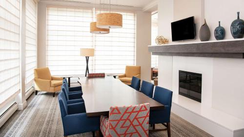 Hilton Garden Inn BWI Airport Hilton Garden Inn BWI Airport