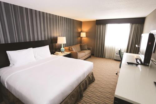 DoubleTree By Hilton Hotel Cleveland - Westlake