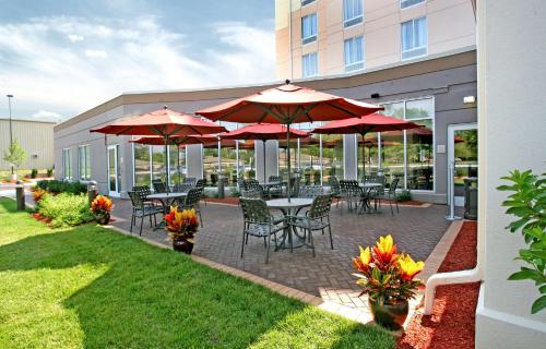 Photo - Hilton Garden Inn Cincinnati Blue Ash
