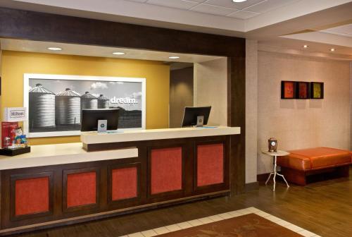 Hampton Inn & Suites N Ft Worth-Alliance Airport