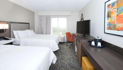 Hampton Inn & Suites N Ft Worth-Alliance Airport