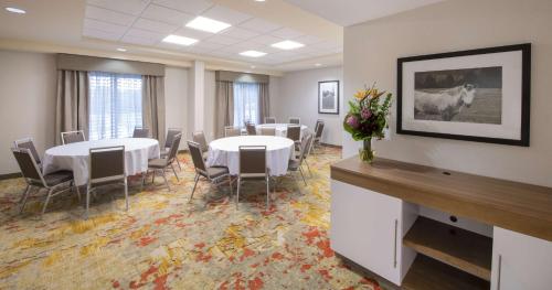 Hampton Inn & Suites N Ft Worth-Alliance Airport