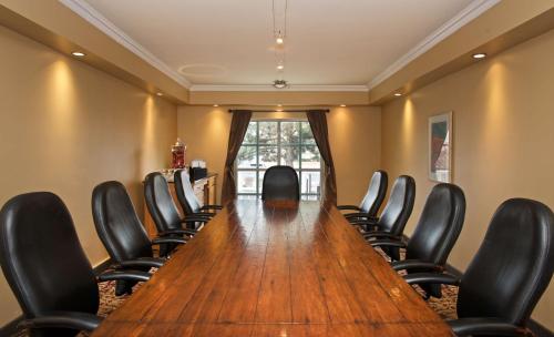 Hilton Santa Fe Historic Plaza - image 12