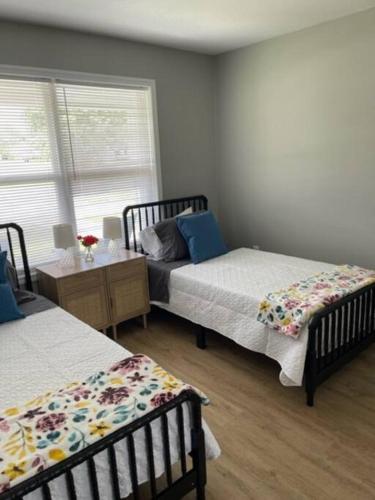 Birdie Mae - 2 bedroom House in DT Hamilton in Hamilton, USA