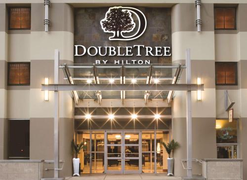 DoubleTree by Hilton Hotel & Suites Pittsburgh Downtown