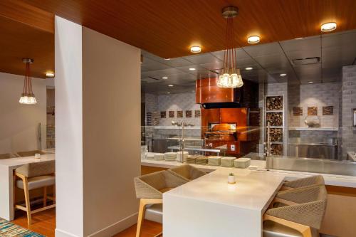 DoubleTree by Hilton Pittsburgh - Cranberry DoubleTree by Hilton Pittsburgh - Cranberry