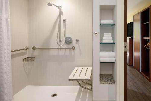 DoubleTree by Hilton Pittsburgh - Cranberry DoubleTree by Hilton Pittsburgh - Cranberry