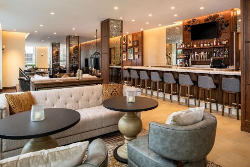 The Peregrine Omaha Downtown Curio Collection By Hilton The Peregrine Omaha Downtown Curio Collection By Hilton