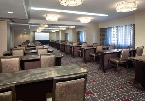 Hilton Boston Back Bay - image 26