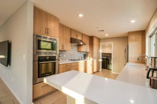 The Views, Heated pool and spacious home in Fountain Hills