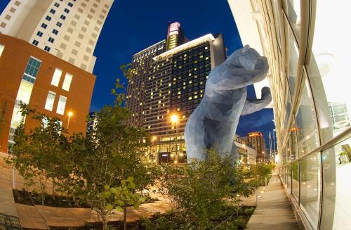Embassy Suites Denver - Downtown/Convention Center - image 9
