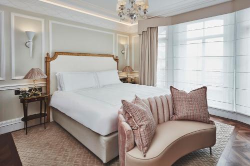 Claridge's - image 14