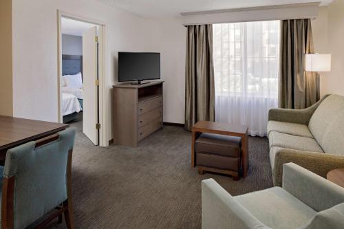 Homewood Suites by Hilton Albuquerque Uptown