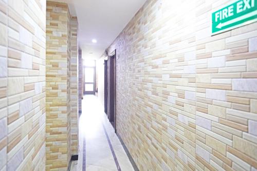 Hotel Preet Palace -5 Mints Walk From Nizamuddin Railway Station photo 5