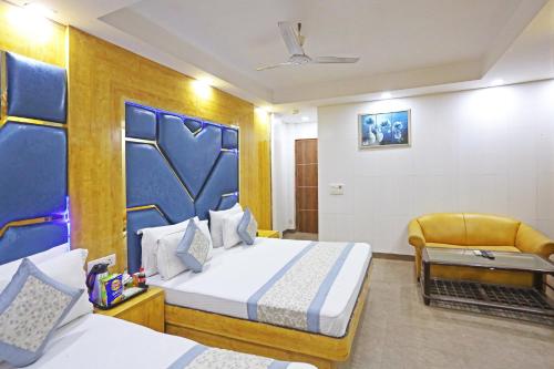 Hotel Preet Palace -5 Mints Walk From Nizamuddin Railway Station New Delhi and NCR
