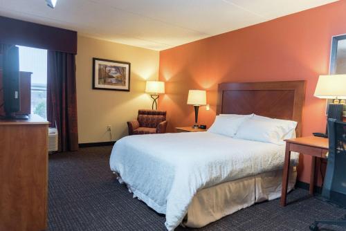 Hampton Inn By Hilton Muskegon