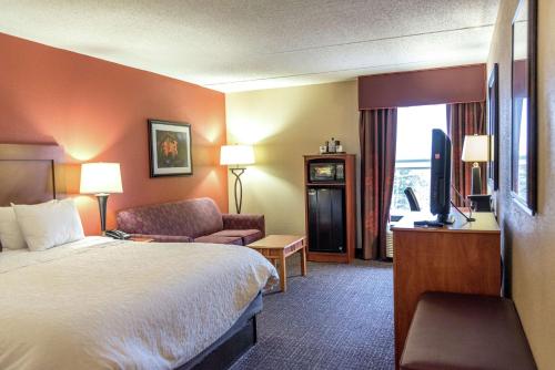 Hampton Inn By Hilton Muskegon