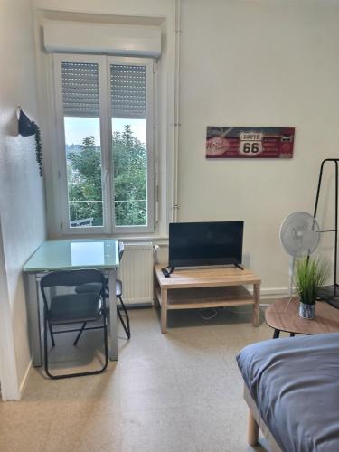 Superbe Studio 2 *Face Gare * Belle Vue Sur Balcon